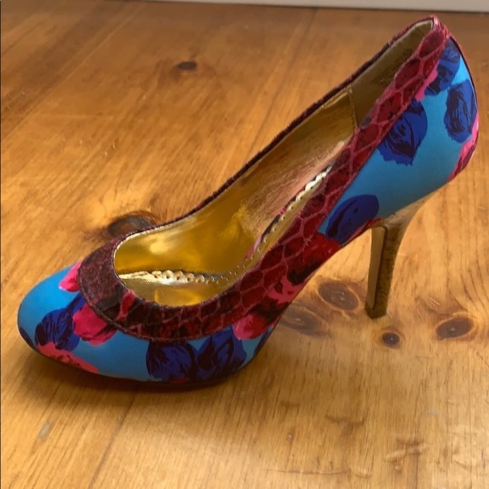 Hot Rated Floral Heels